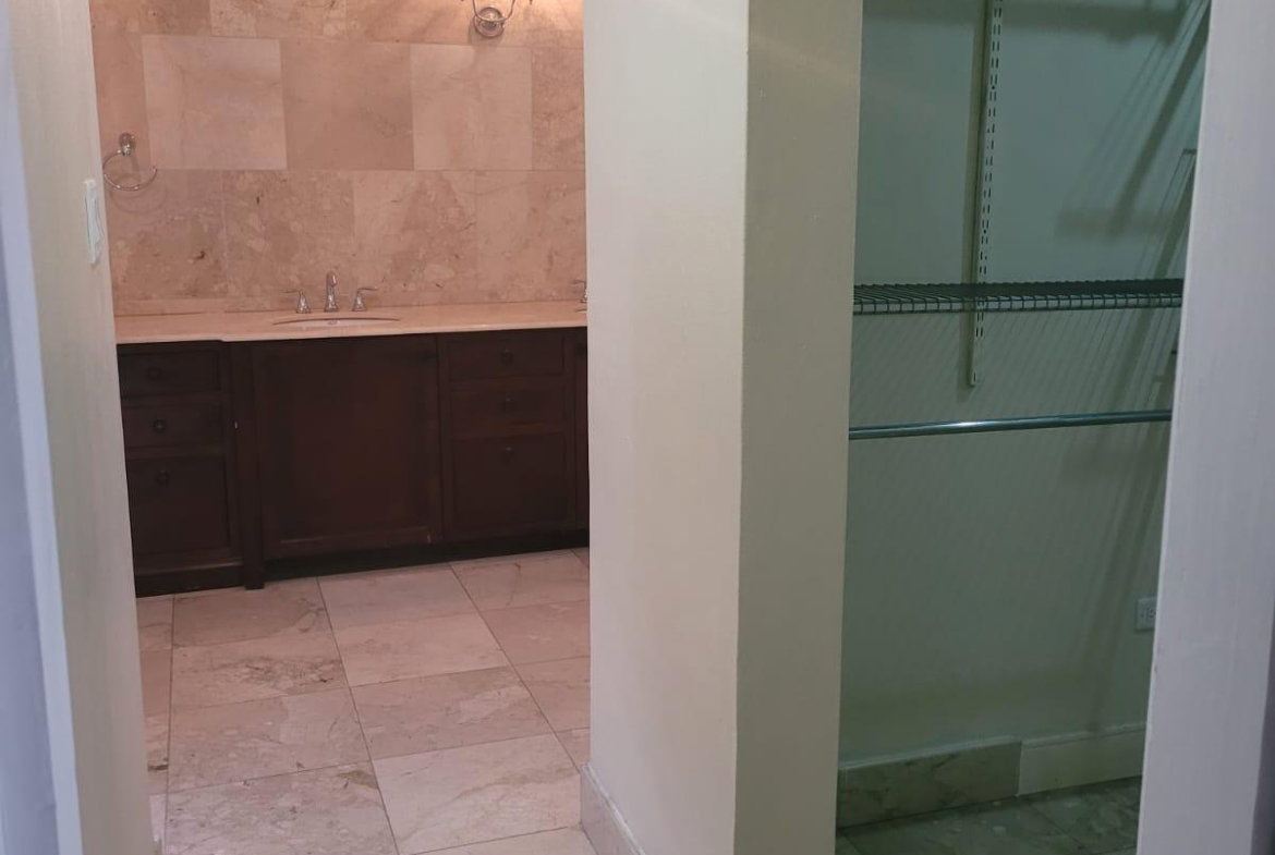 Thirtieth image of 5a Dillsbury Close in Kingston 6, St. Andrew, Jamaica - property is For Rent