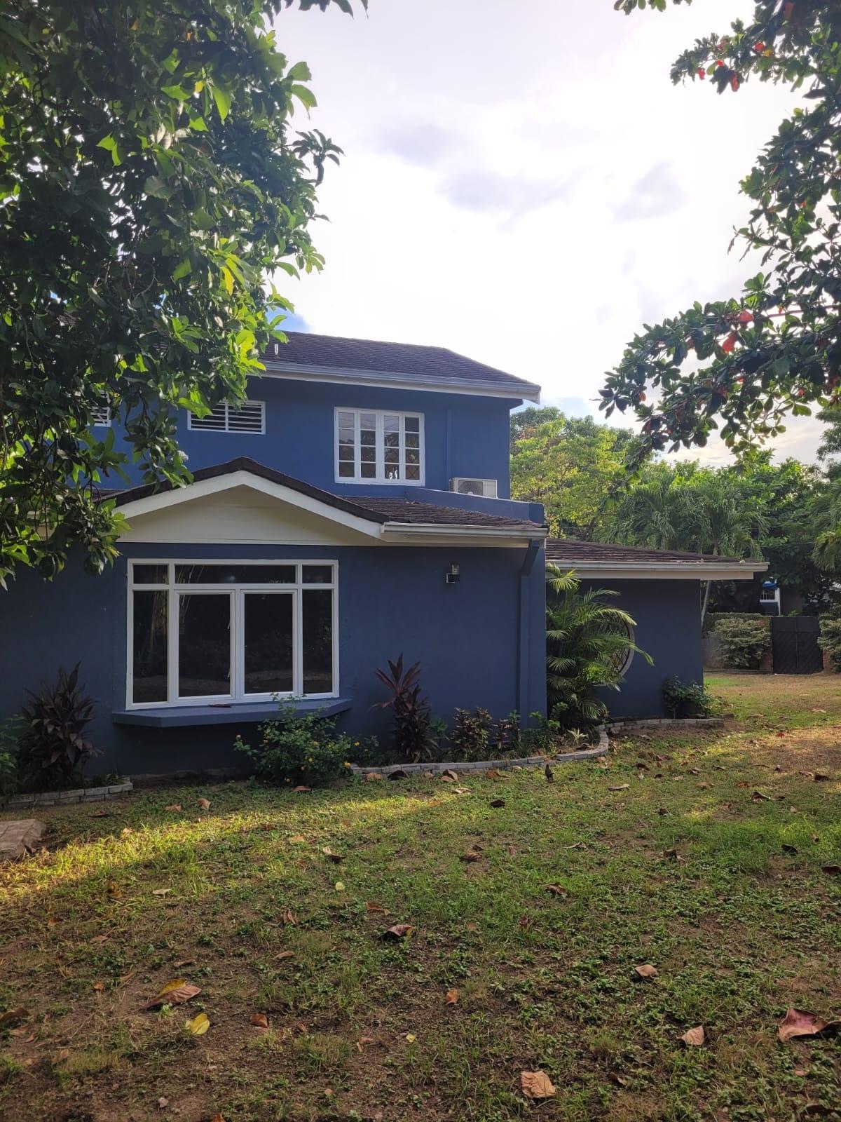 Fifth image of 5a Dillsbury Close in Kingston 6, St. Andrew, Jamaica - property is For Rent