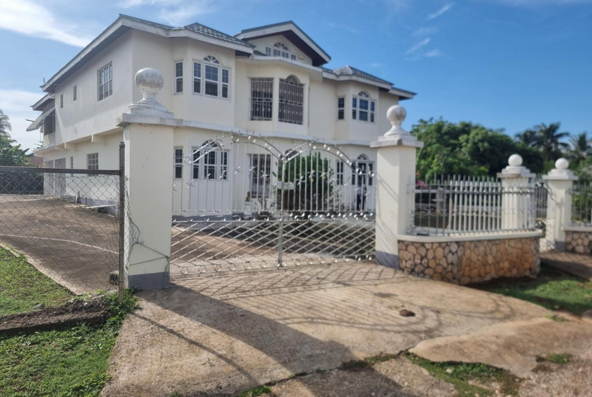 First image of 8 Rosedale Crescent in Four Paths, Clarendon, Jamaica - property is For Sale