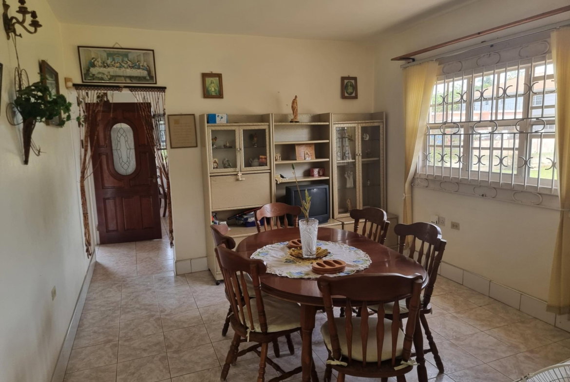 Fourth image of 8 Rosedale Crescent in Four Paths, Clarendon, Jamaica - property is For Sale
