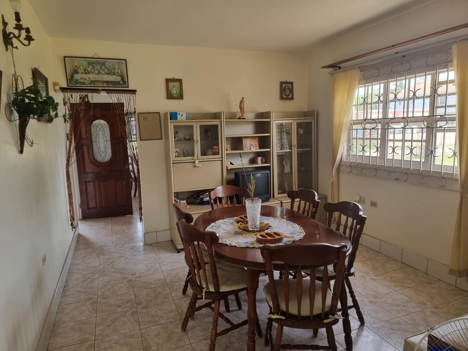 Fourth image of 8 Rosedale Crescent in Four Paths, Clarendon, Jamaica - property is For Sale