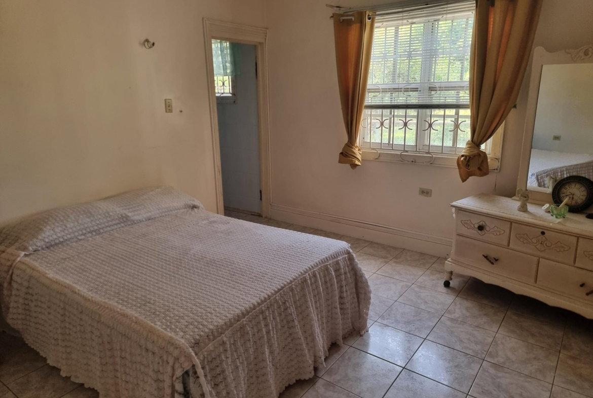 Eighth image of 8 Rosedale Crescent in Four Paths, Clarendon, Jamaica - property is For Sale