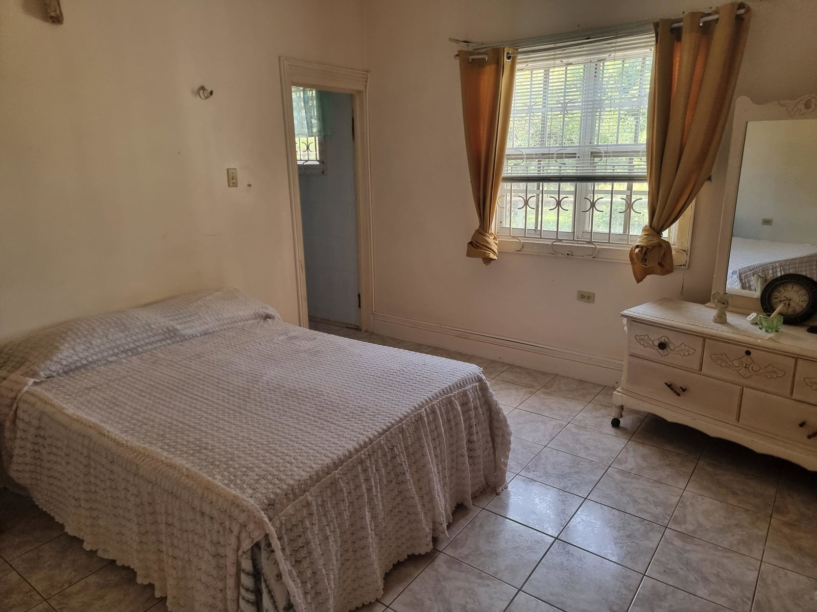 Eighth image of 8 Rosedale Crescent in Four Paths, Clarendon, Jamaica - property is For Sale