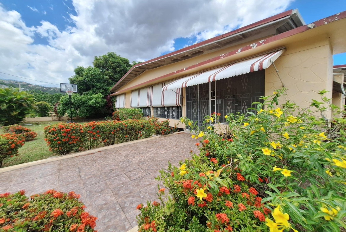 Fourteenth image of 17 Sunnyfield Drive, Havenda in Kingston 19, St. Andrew, Jamaica - property is For Sale