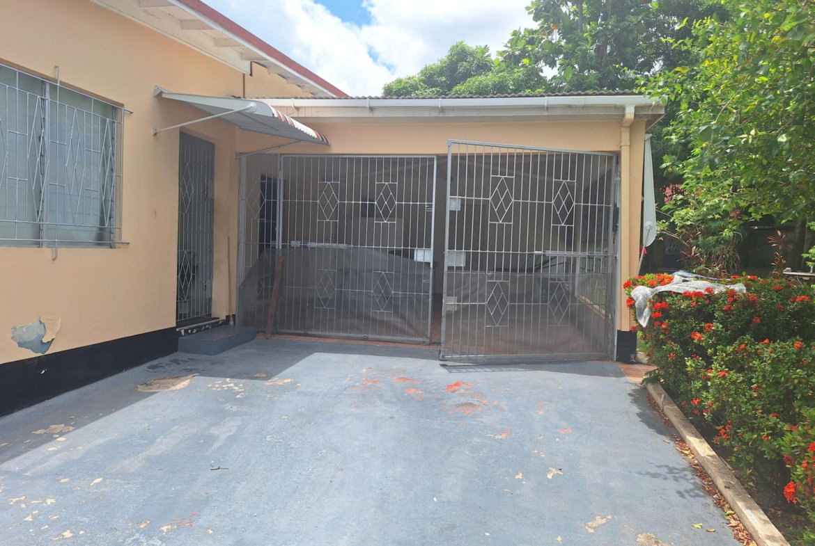 Nineteenth image of 17 Sunnyfield Drive, Havenda in Kingston 19, St. Andrew, Jamaica - property is For Sale