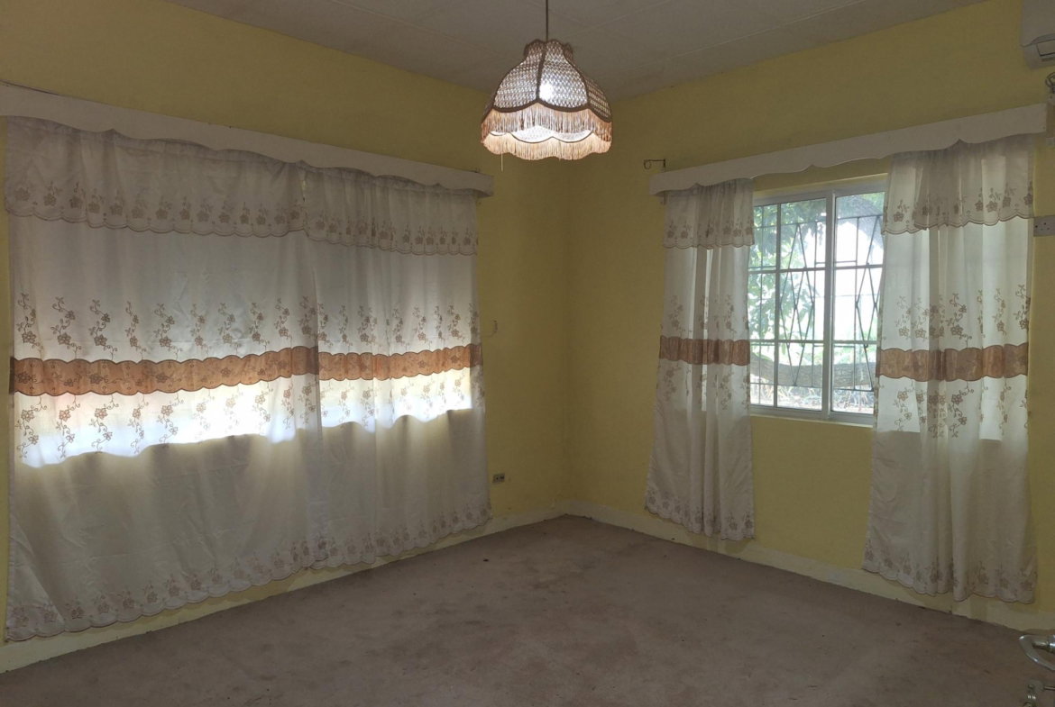 Seventh image of 17 Sunnyfield Drive, Havenda in Kingston 19, St. Andrew, Jamaica - property is For Sale