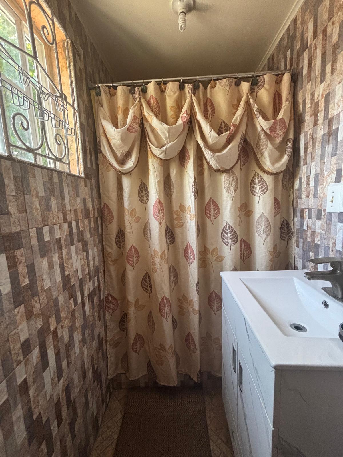 Spacious-4-Bedroom-House-for-Rent-in-Ensom-City-St.-Catherine-Jamaica Fifteenth image of 11 Barness Close, Ensom City in Ensom City, St. Catherine, Jamaica - property is For Rent