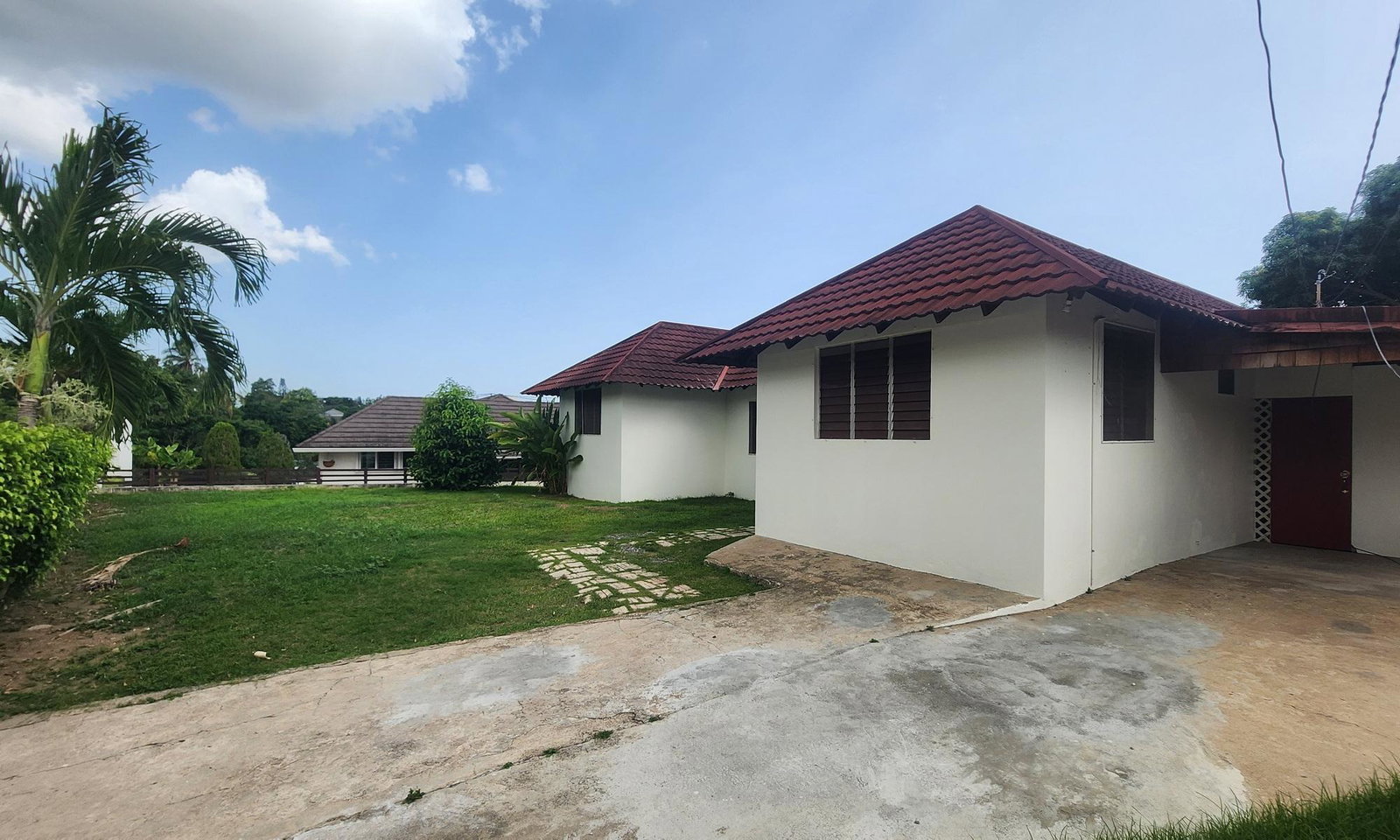 Fourth image of 6 Waterworks Crescent in Kingston 8, St. Andrew, Jamaica - property is For Rent