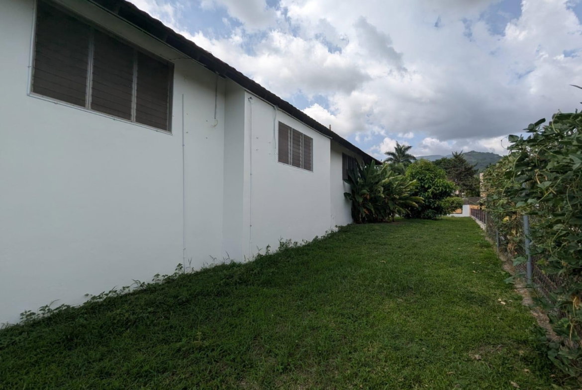 Sixth image of 6 Waterworks Crescent in Kingston 8, St. Andrew, Jamaica - property is For Rent