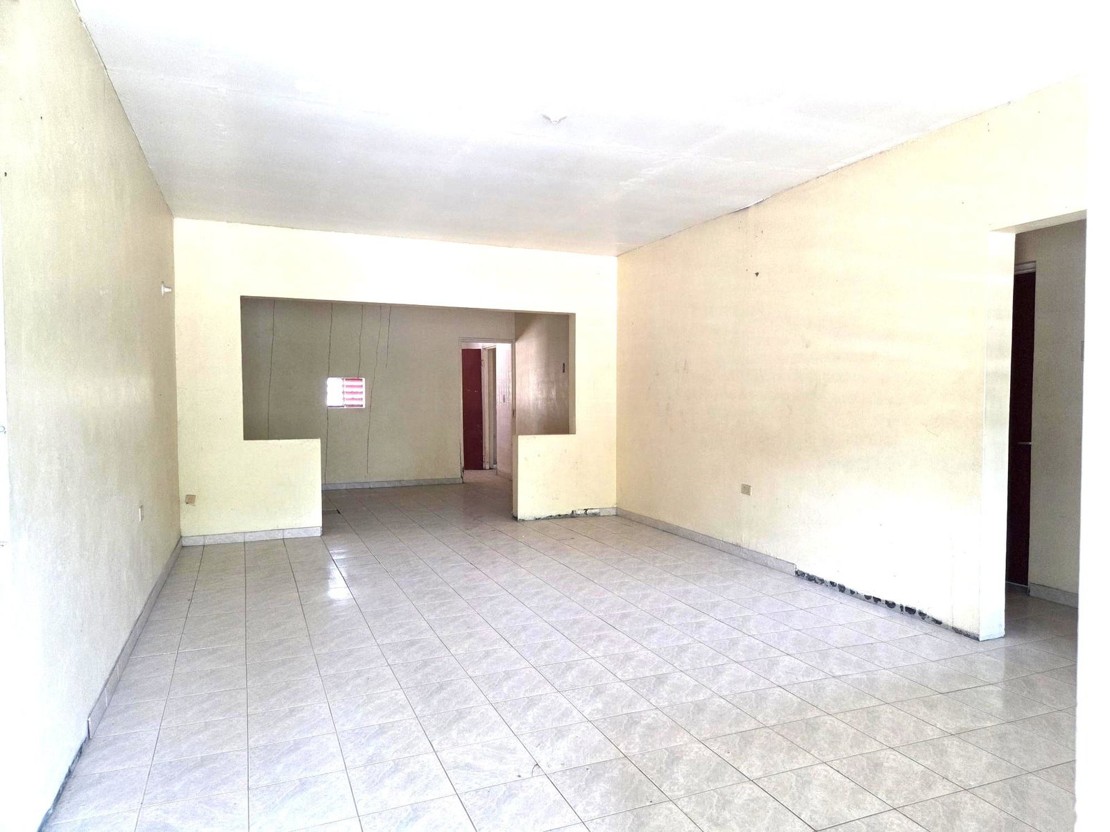 Spacious-4-Bedroom-House-for-Sale-in-Jamaica-St.-Catherine-46-Leamington-Dr Seventh image of 46 Leamington Drive in Spanish Town, St. Catherine, Jamaica - property is For Sale
