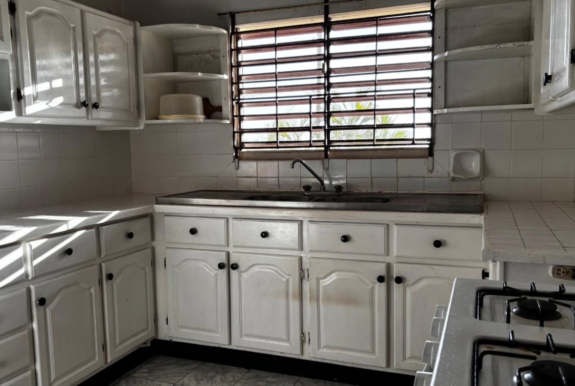 Seventh image of Beverly Drive in Kingston 6, St. Andrew, Jamaica - property is For Sale