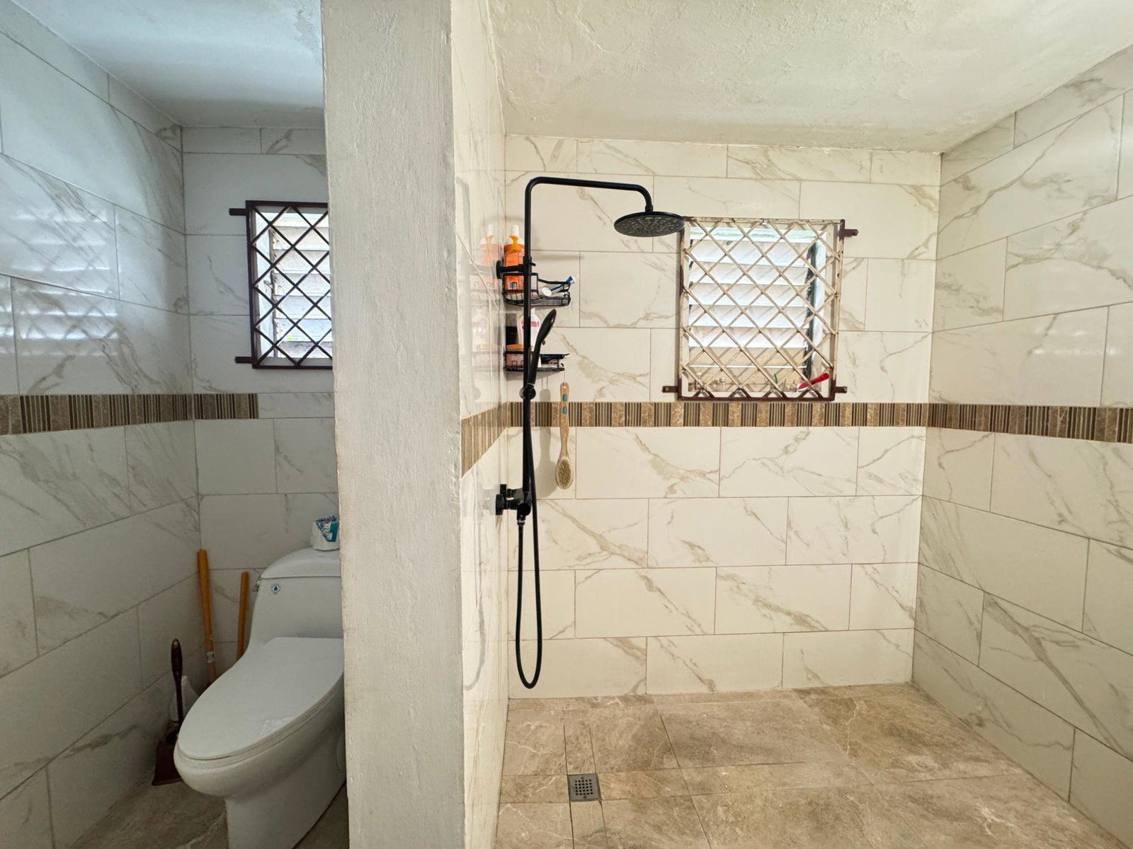 Fifth image of 150 Andra Crescent in Edgewater, St. Catherine, Jamaica - property is For Sale