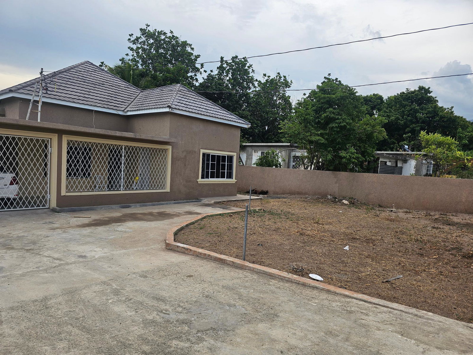 Spacious-5-Bedroom-House-for-Sale-in-Kingston-19-St.-Andrew-Jamaica Third image of 40 Burbank Avenue in Kingston 19, St. Andrew, Jamaica - property is For Sale
