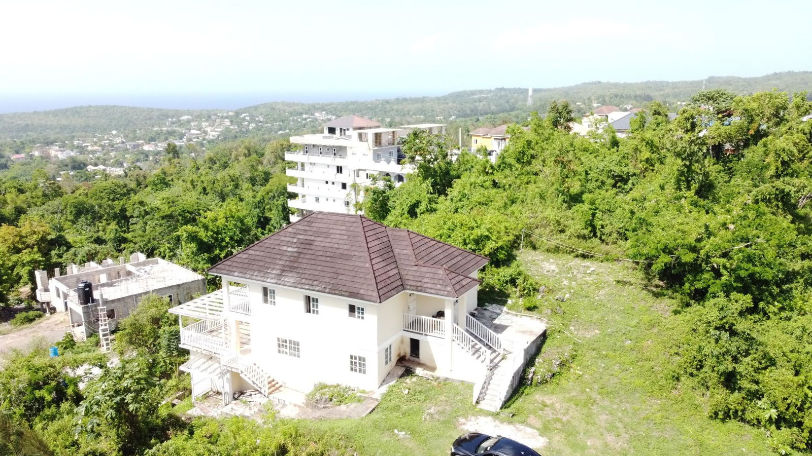 Spacious-5-Bedroom-House-for-Sale-in-Lawnswood-St.-Ann-Jamaica Fifteenth image of 16 Heron Preserve, Lawnswood in Ocho Rios, St. Ann, Jamaica - property is For Sale