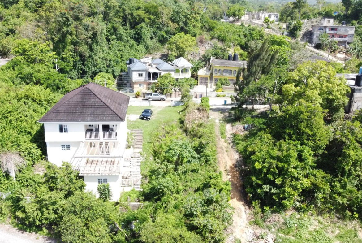 Sixteenth image of 16 Heron Preserve, Lawnswood in Ocho Rios, St. Ann, Jamaica - property is For Sale