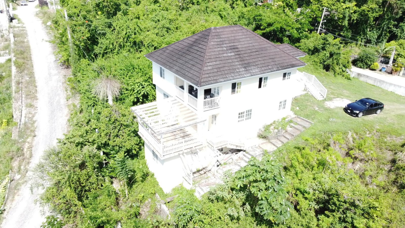 Spacious-5-Bedroom-House-for-Sale-in-Lawnswood-St.-Ann-Jamaica Fourth image of 16 Heron Preserve, Lawnswood in Ocho Rios, St. Ann, Jamaica - property is For Sale