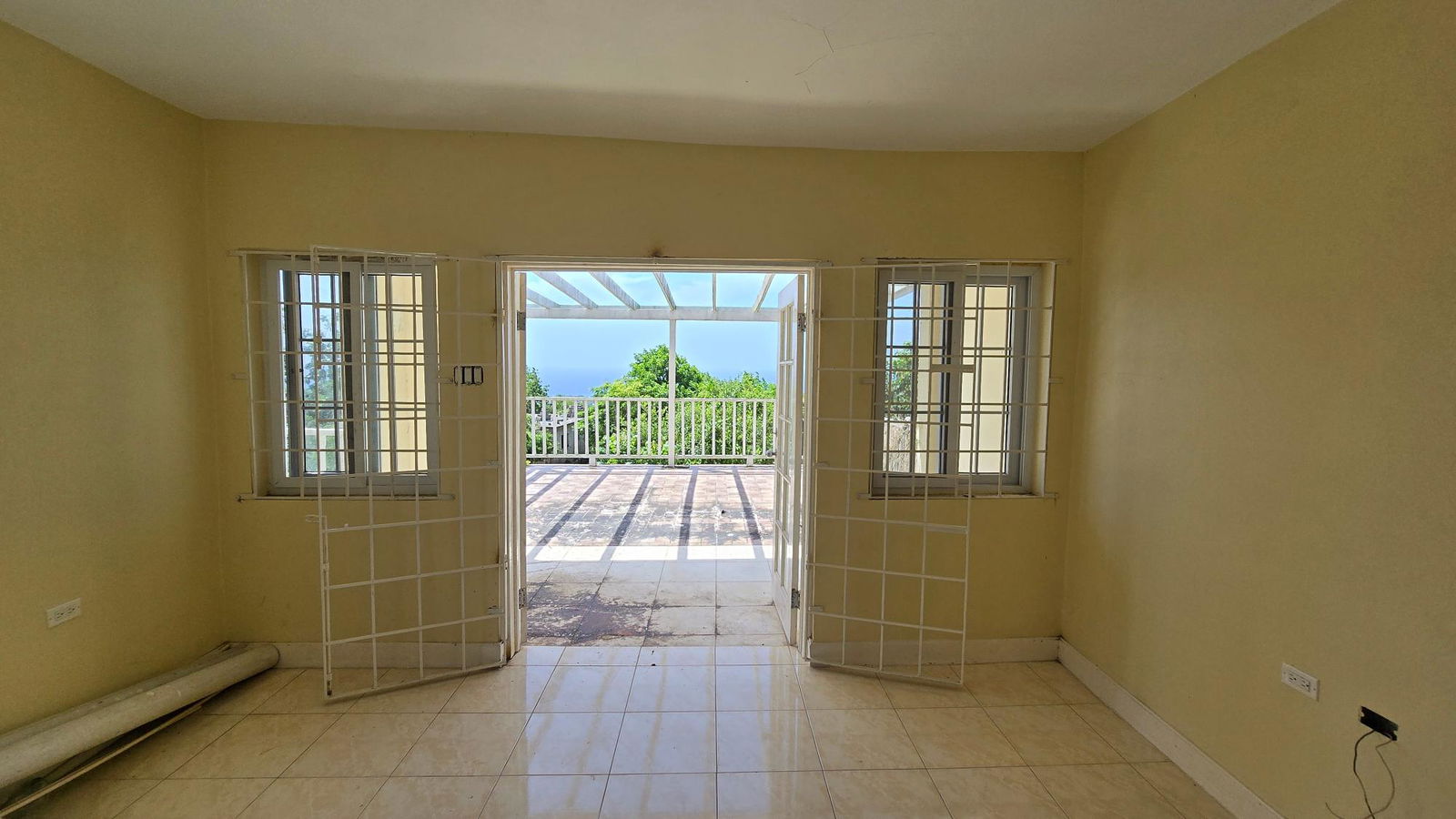 Spacious-5-Bedroom-House-for-Sale-in-Lawnswood-St.-Ann-Jamaica Sixth image of 16 Heron Preserve, Lawnswood in Ocho Rios, St. Ann, Jamaica - property is For Sale