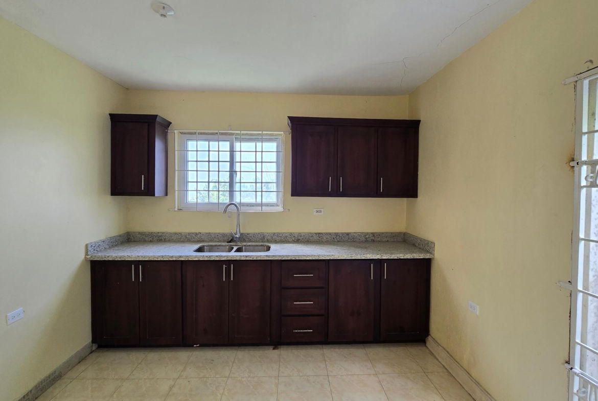 Seventh image of 16 Heron Preserve, Lawnswood in Ocho Rios, St. Ann, Jamaica - property is For Sale