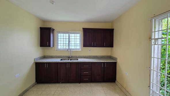 Seventh image of 16 Heron Preserve, Lawnswood in Ocho Rios, St. Ann, Jamaica - property is For Sale