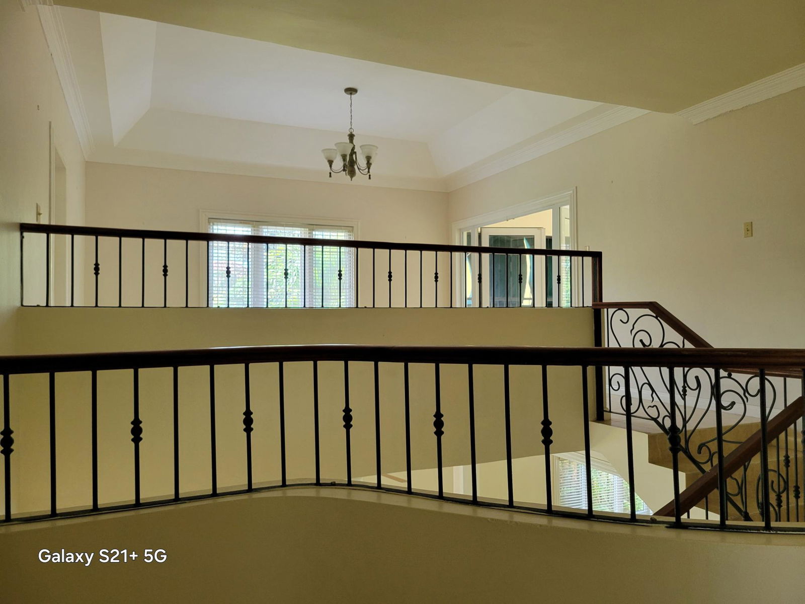 Spacious-5-Bedroom-Townhouse-For-Sale-in-St.-Andrew-Jamaica-11-19-21-Farringdon-Drive Eleventh image of 11-19-21 Farringdon Drive in Kingston 6, St. Andrew, Jamaica - property is For Sale