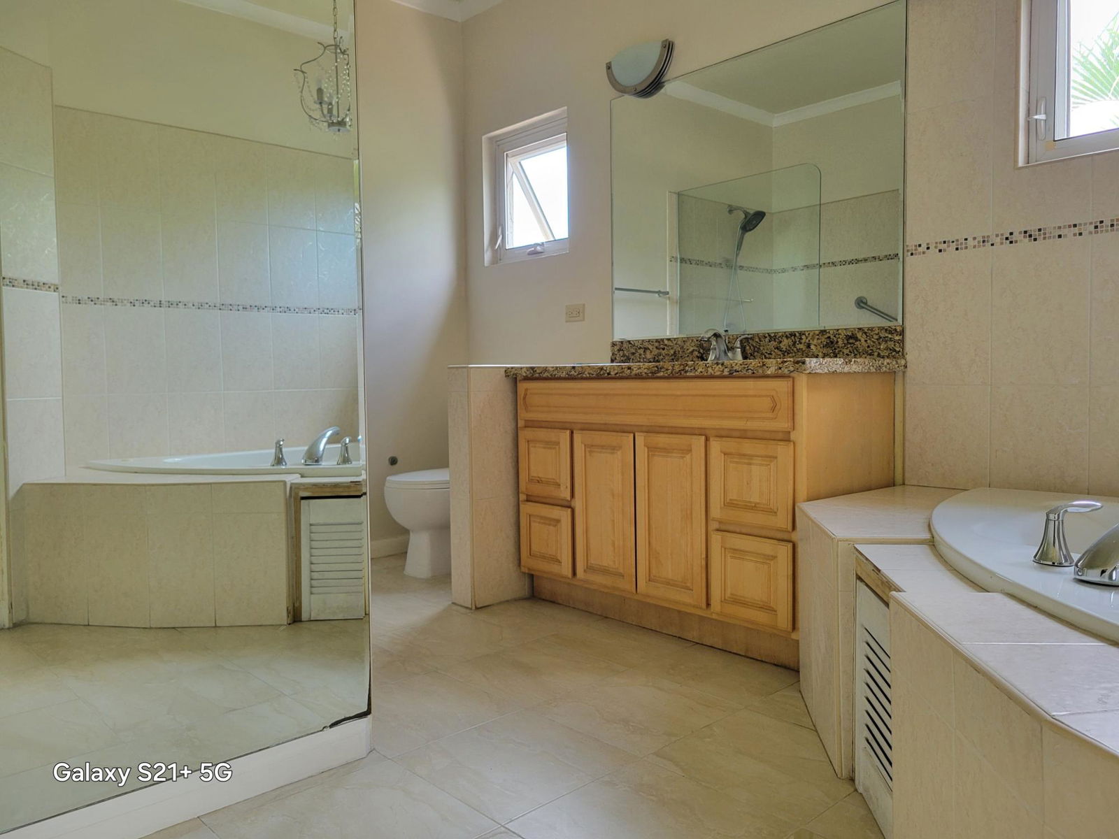 Spacious-5-Bedroom-Townhouse-For-Sale-in-St.-Andrew-Jamaica-11-19-21-Farringdon-Drive Twelfth image of 11-19-21 Farringdon Drive in Kingston 6, St. Andrew, Jamaica - property is For Sale