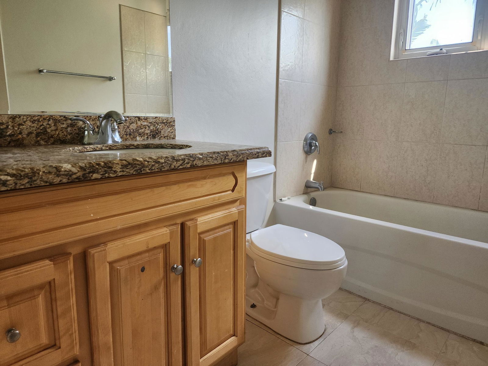 Spacious-5-Bedroom-Townhouse-For-Sale-in-St.-Andrew-Jamaica-11-19-21-Farringdon-Drive Thirteenth image of 11-19-21 Farringdon Drive in Kingston 6, St. Andrew, Jamaica - property is For Sale