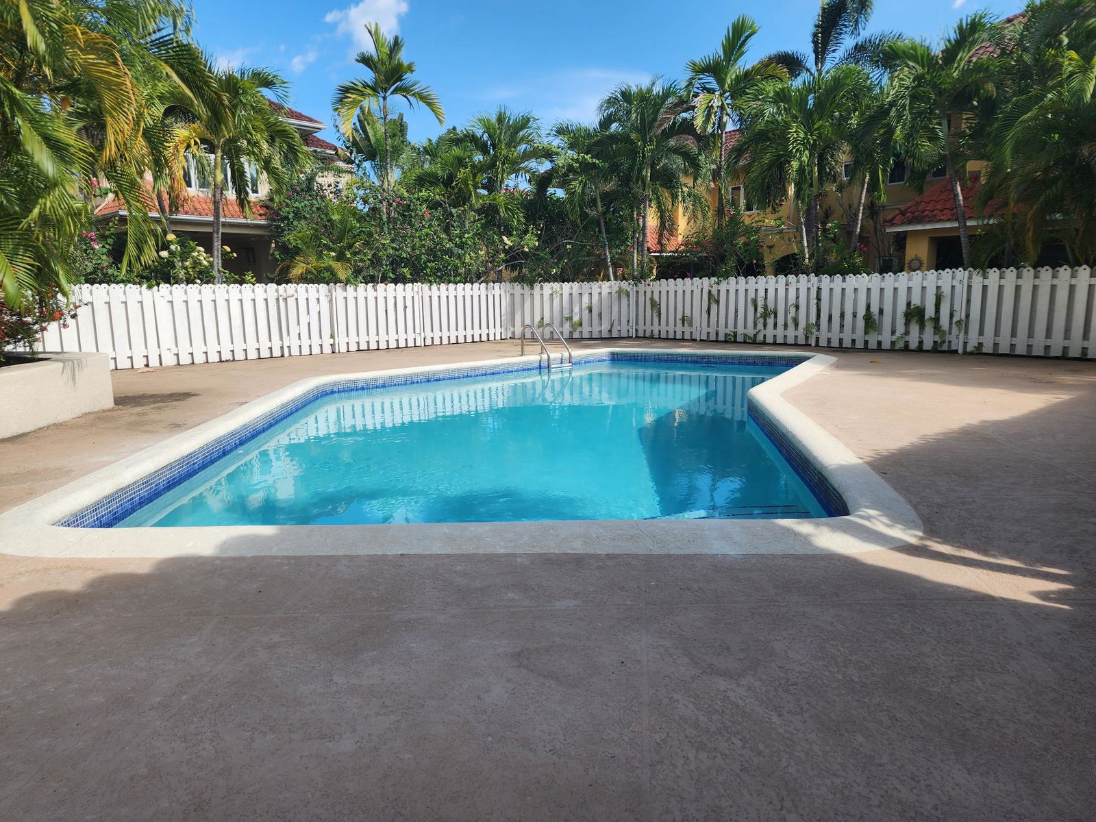 Spacious-5-Bedroom-Townhouse-For-Sale-in-St.-Andrew-Jamaica-11-19-21-Farringdon-Drive Twentieth image of 11-19-21 Farringdon Drive in Kingston 6, St. Andrew, Jamaica - property is For Sale