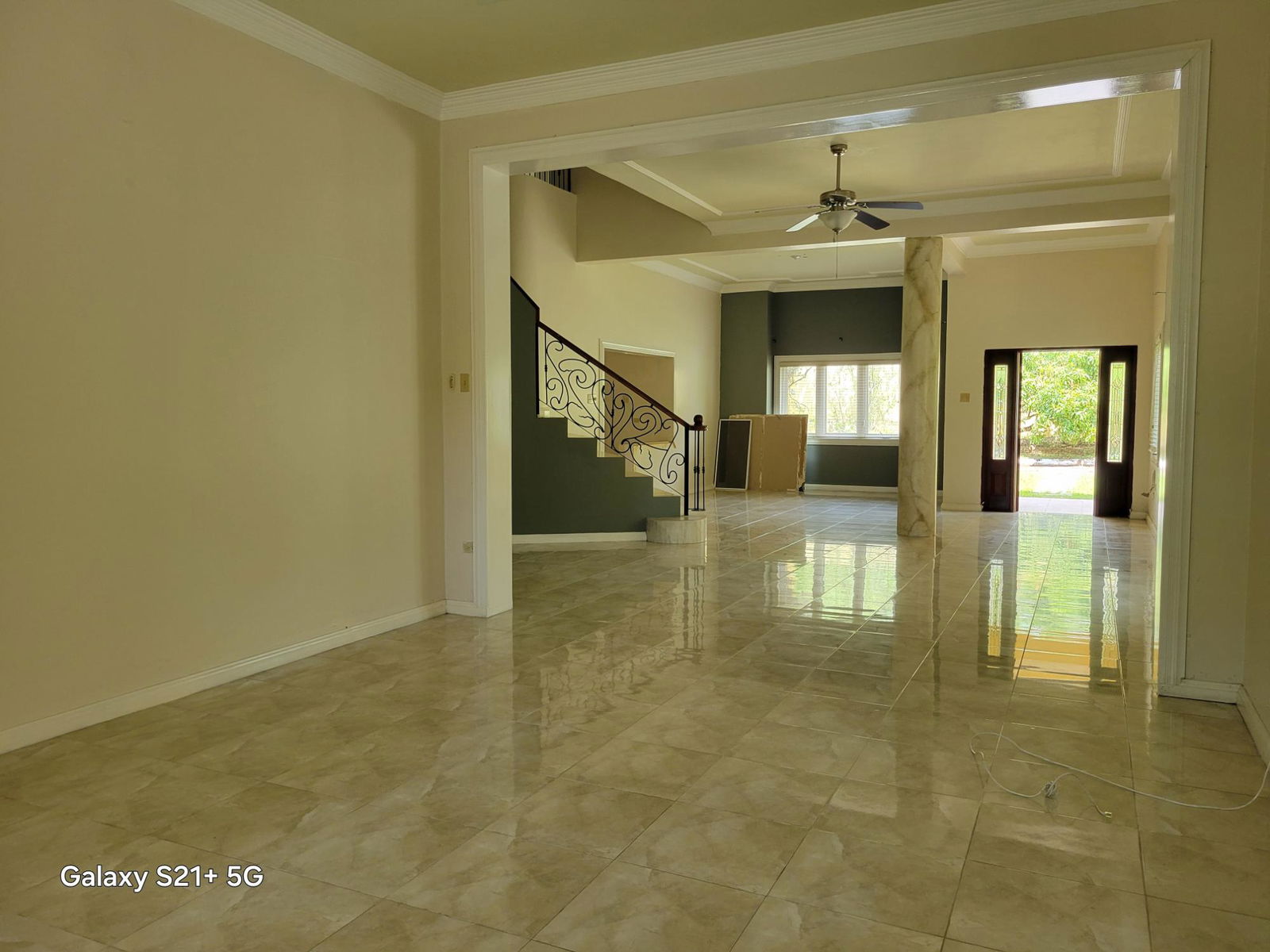 Spacious-5-Bedroom-Townhouse-For-Sale-in-St.-Andrew-Jamaica-11-19-21-Farringdon-Drive Fourth image of 11-19-21 Farringdon Drive in Kingston 6, St. Andrew, Jamaica - property is For Sale