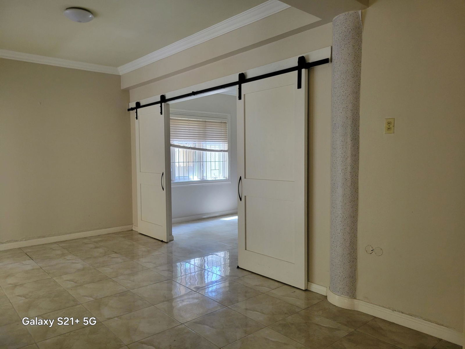 Spacious-5-Bedroom-Townhouse-For-Sale-in-St.-Andrew-Jamaica-11-19-21-Farringdon-Drive Ninth image of 11-19-21 Farringdon Drive in Kingston 6, St. Andrew, Jamaica - property is For Sale