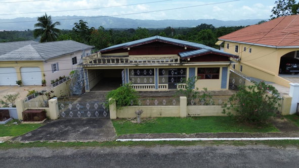First image of 52 Wellington Close in Linstead, St. Catherine, Jamaica - property is For Sale