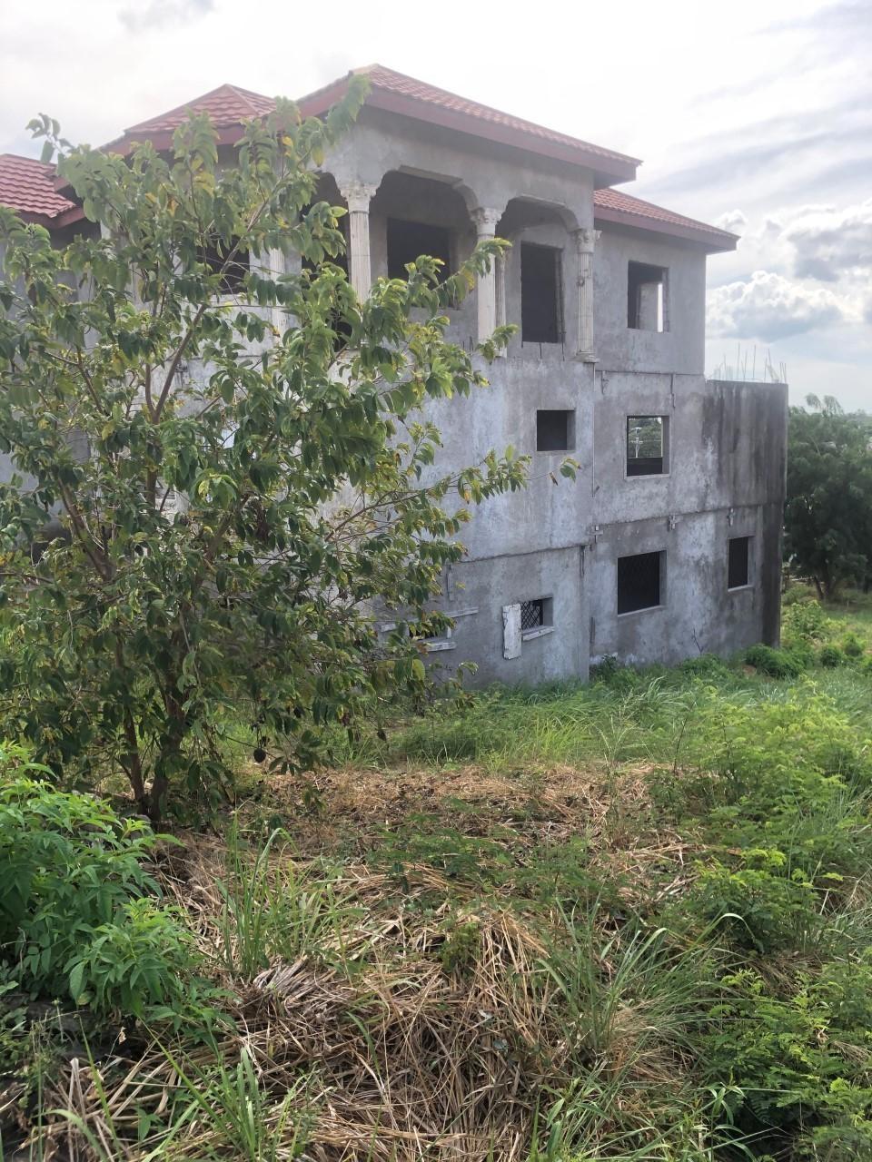 Third image of 305 Breezy Mews, Twin Palms in May Pen, Clarendon, Jamaica - property is For Sale