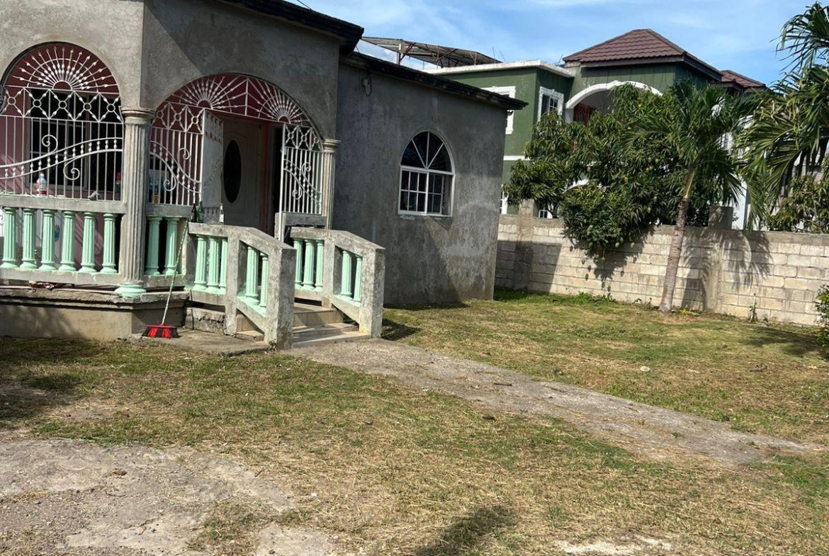 Second image of 9 Mcgilchrist, Decoy Road in TOLLGATE, Clarendon, Jamaica - property is For Sale