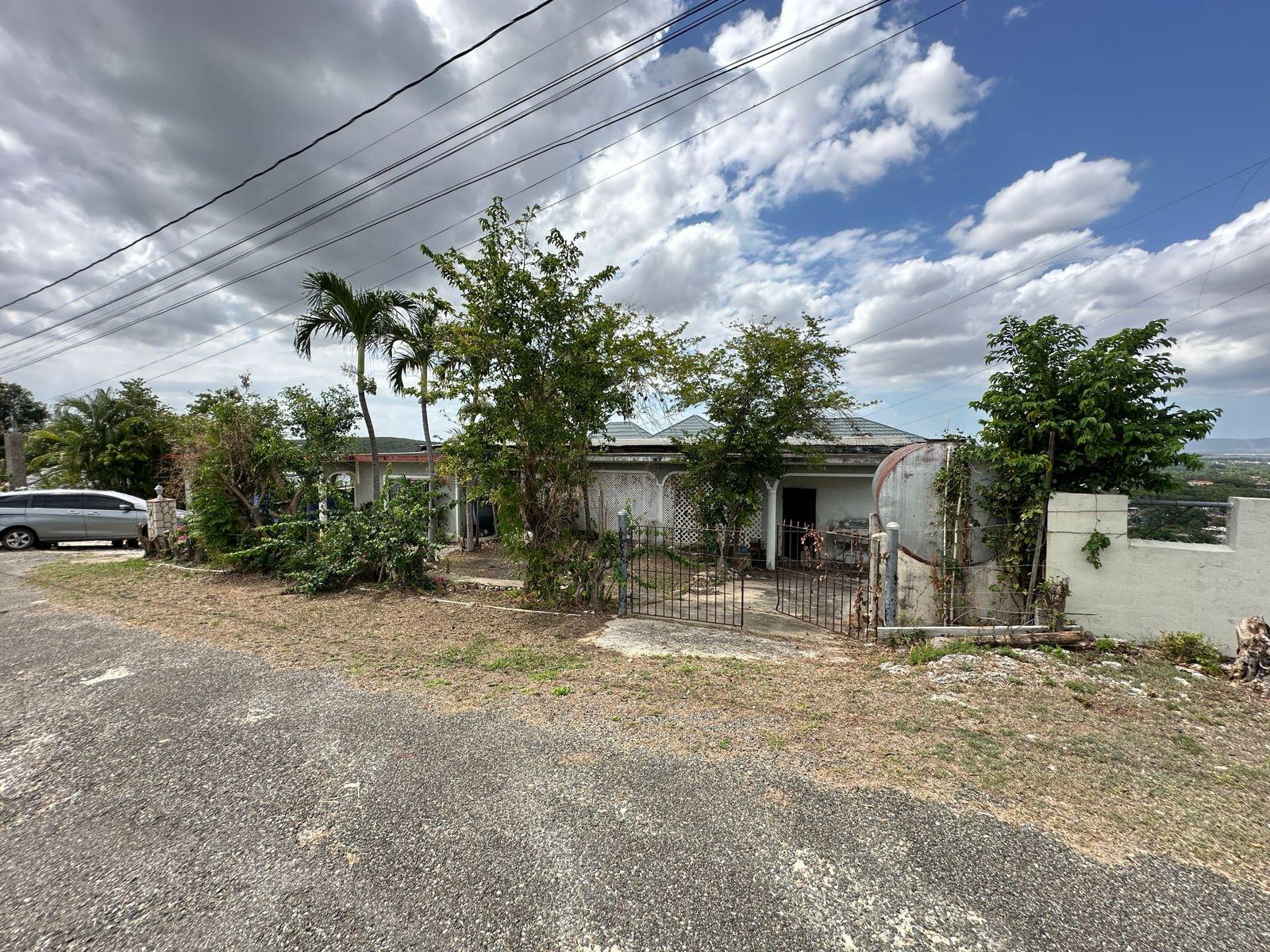 Sixth image of 4 West Montaque Heights in Spanish Town, St. Catherine, Jamaica - property is For Sale