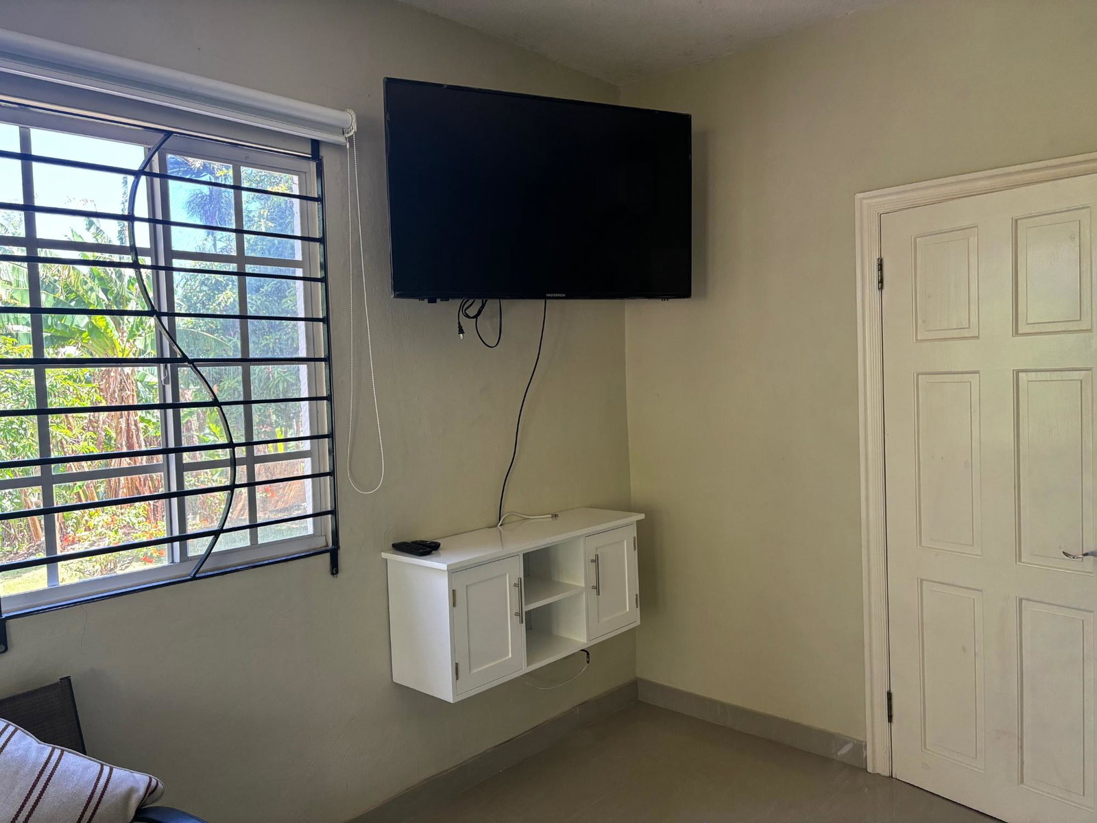 Spacious-One-Bedroom-Apartment-for-Rent-in-Ironshore-St.-James-Jamaica Fourth image of 1-462 Dorchester Drive in Ironshore, St. James, Jamaica - property is For Rent