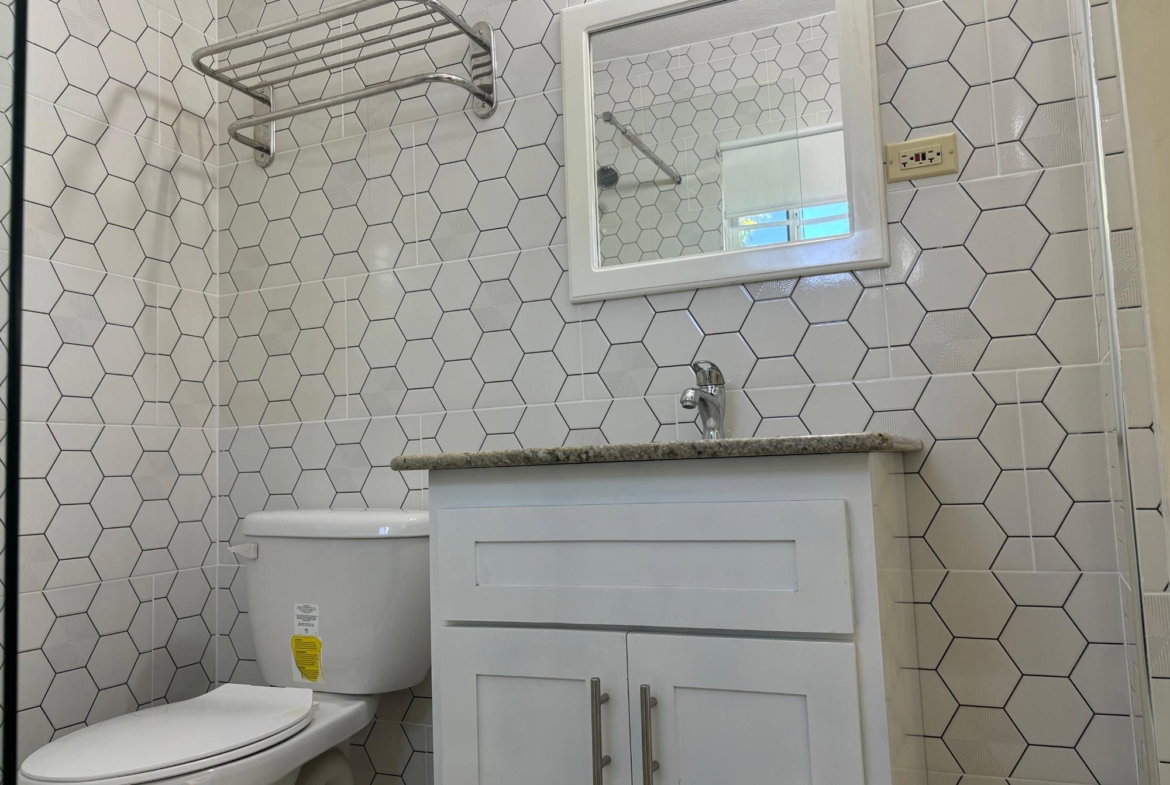 Seventh image of 1-462 Dorchester Drive in Ironshore, St. James, Jamaica - property is For Rent