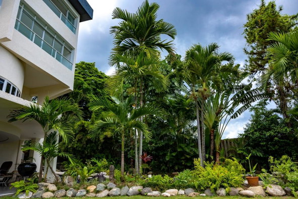 Seventeenth image of 3-1 Skyline Close in Kingston 6, St. Andrew, Jamaica - property is For Sale