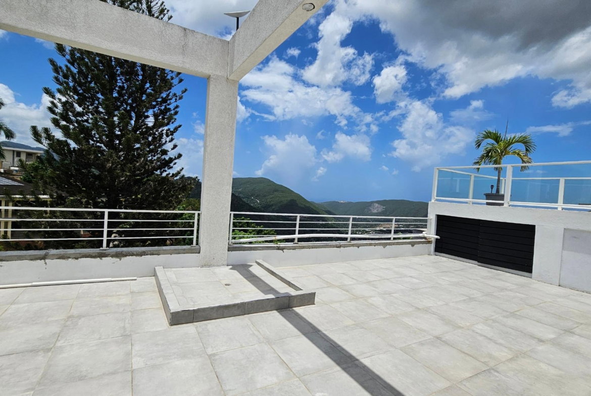 Seventh image of 3-1 Skyline Close in Kingston 6, St. Andrew, Jamaica - property is For Sale