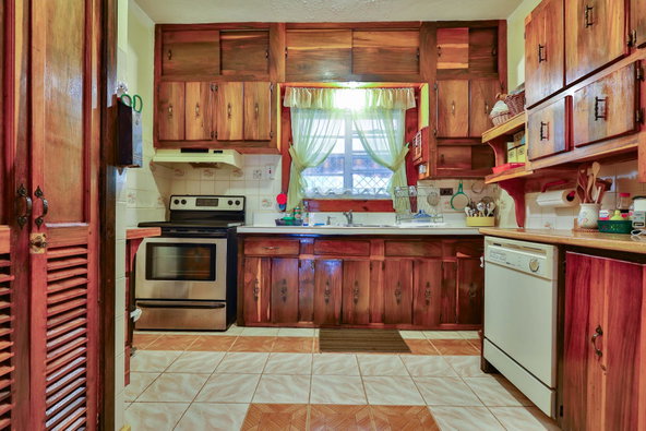 Eighth image of Dolphin Bay in Port Antonio, Portland, Jamaica - property is For Sale