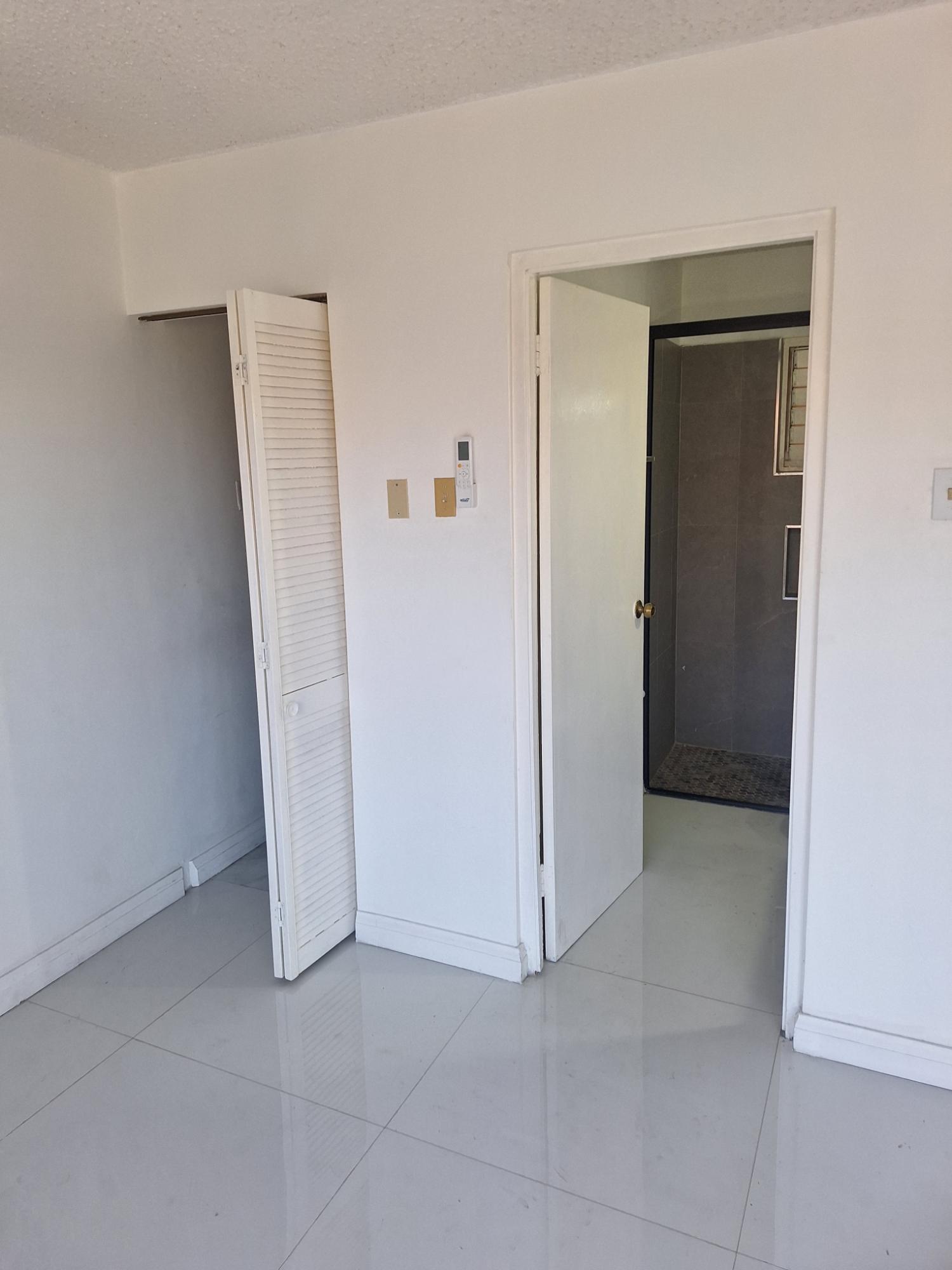 Second image of 204-15 1/2 Kensington Crescent in Kingston 5, St. Andrew, Jamaica - property is For Rent