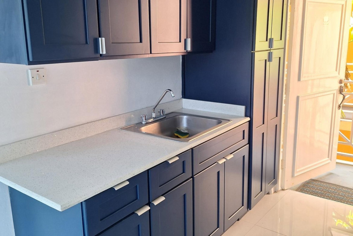 Fifth image of 204-15 1/2 Kensington Crescent in Kingston 5, St. Andrew, Jamaica - property is For Rent