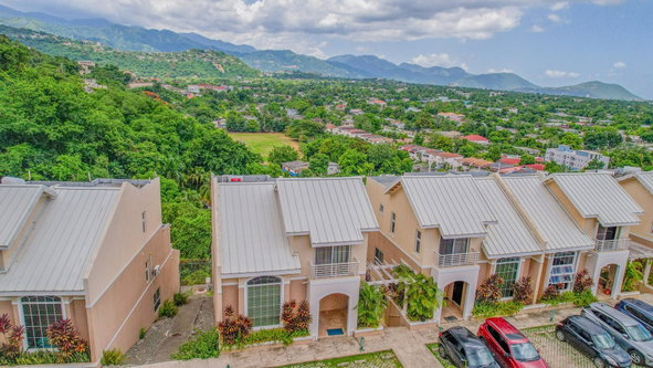 Fourteenth image of 16-11 Stanley Terrace in Kingston 19, St. Andrew, Jamaica - property is For Sale