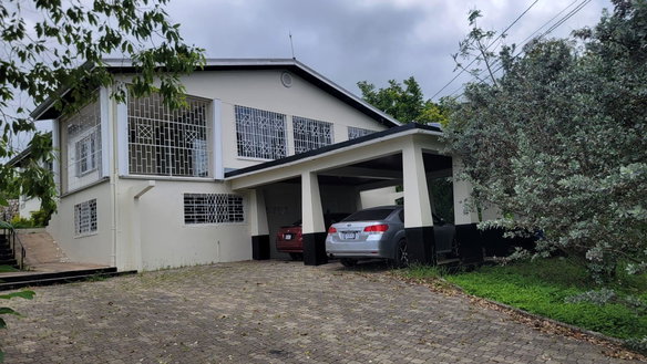 First image of 6 Powell Close Sterling Cas in Kingston 19, St. Andrew, Jamaica - property is For Sale