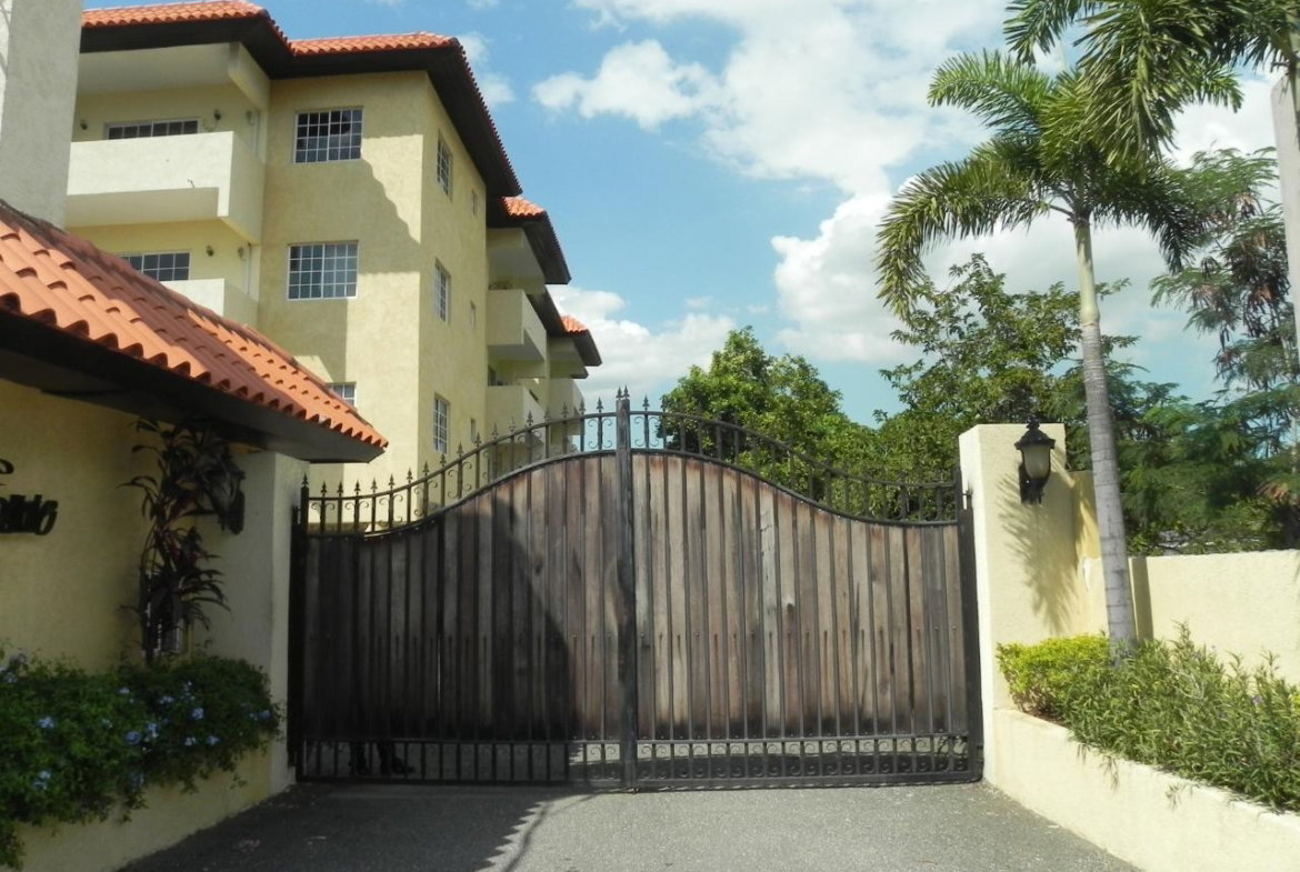 Sixteenth image of 15-17 Braemar Avenue in Kingston 10, St. Andrew, Jamaica - property is For Rent