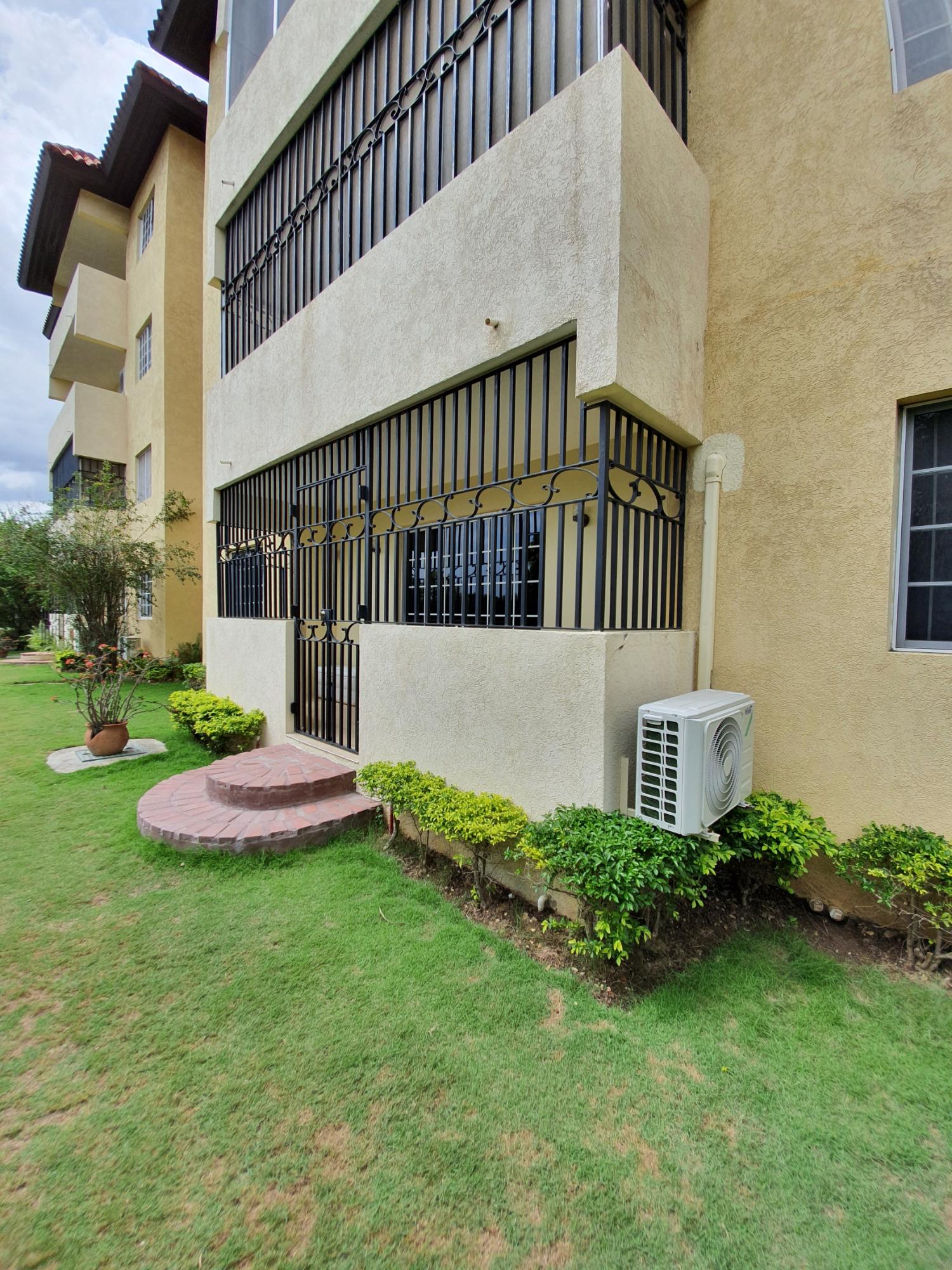 Stylish-1-Bedroom-Apartment-for-Rent-near-New-Kingston-Jamaica Nineteenth image of 15-17 Braemar Avenue in Kingston 10, St. Andrew, Jamaica - property is For Rent