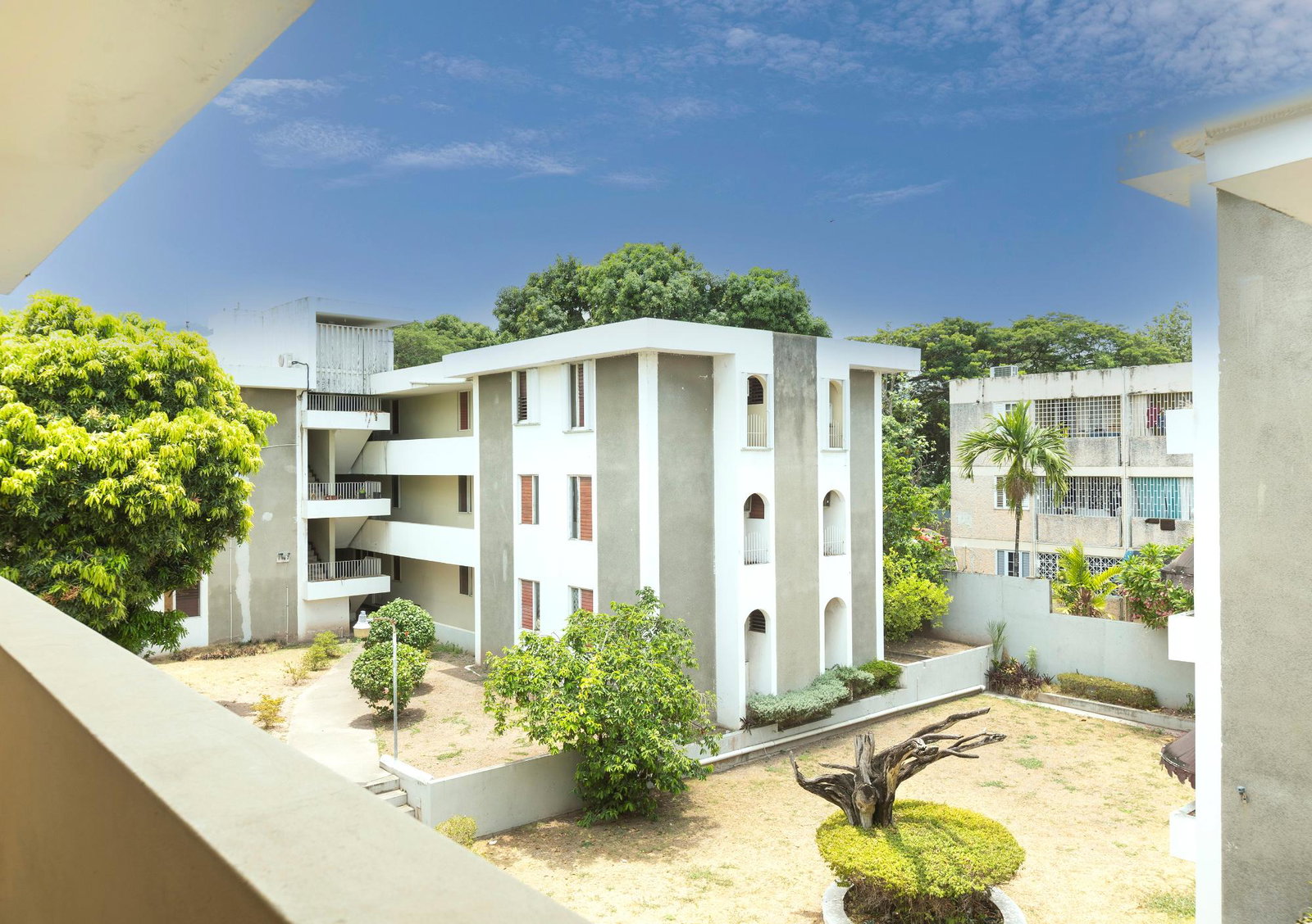 Tenth image of 17-11 Central Avenue in Kingston 8, St. Andrew, Jamaica - property is For Sale