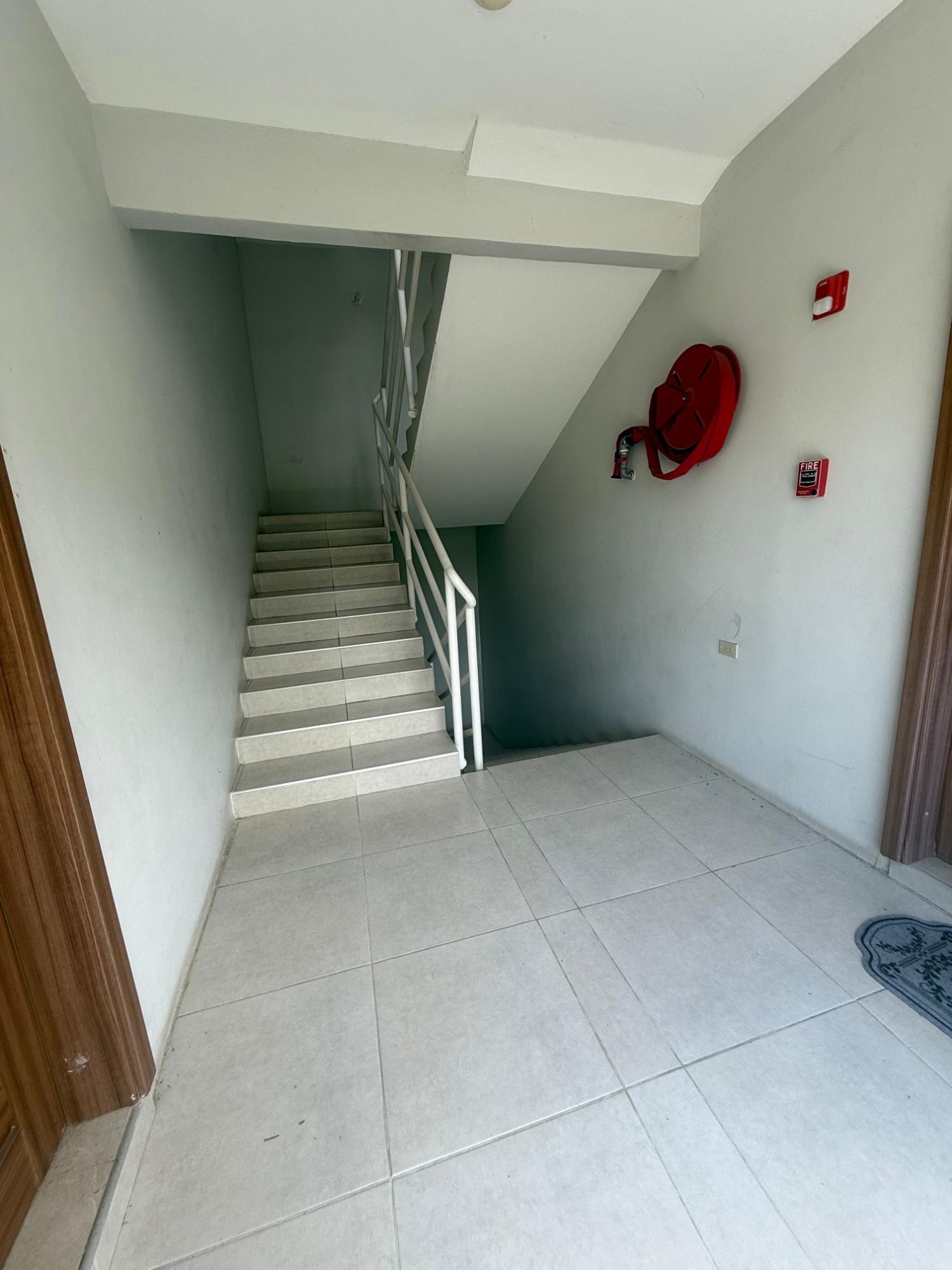 Nineteenth image of 302-1 Belair Avenue in Kingston 3, St. Andrew, Jamaica - property is For Rent