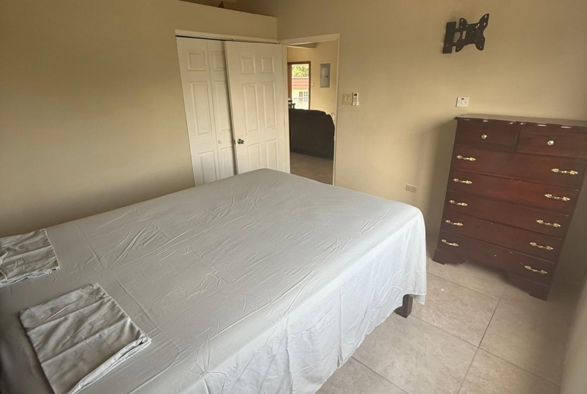 Seventh image of 302-1 Belair Avenue in Kingston 3, St. Andrew, Jamaica - property is For Rent