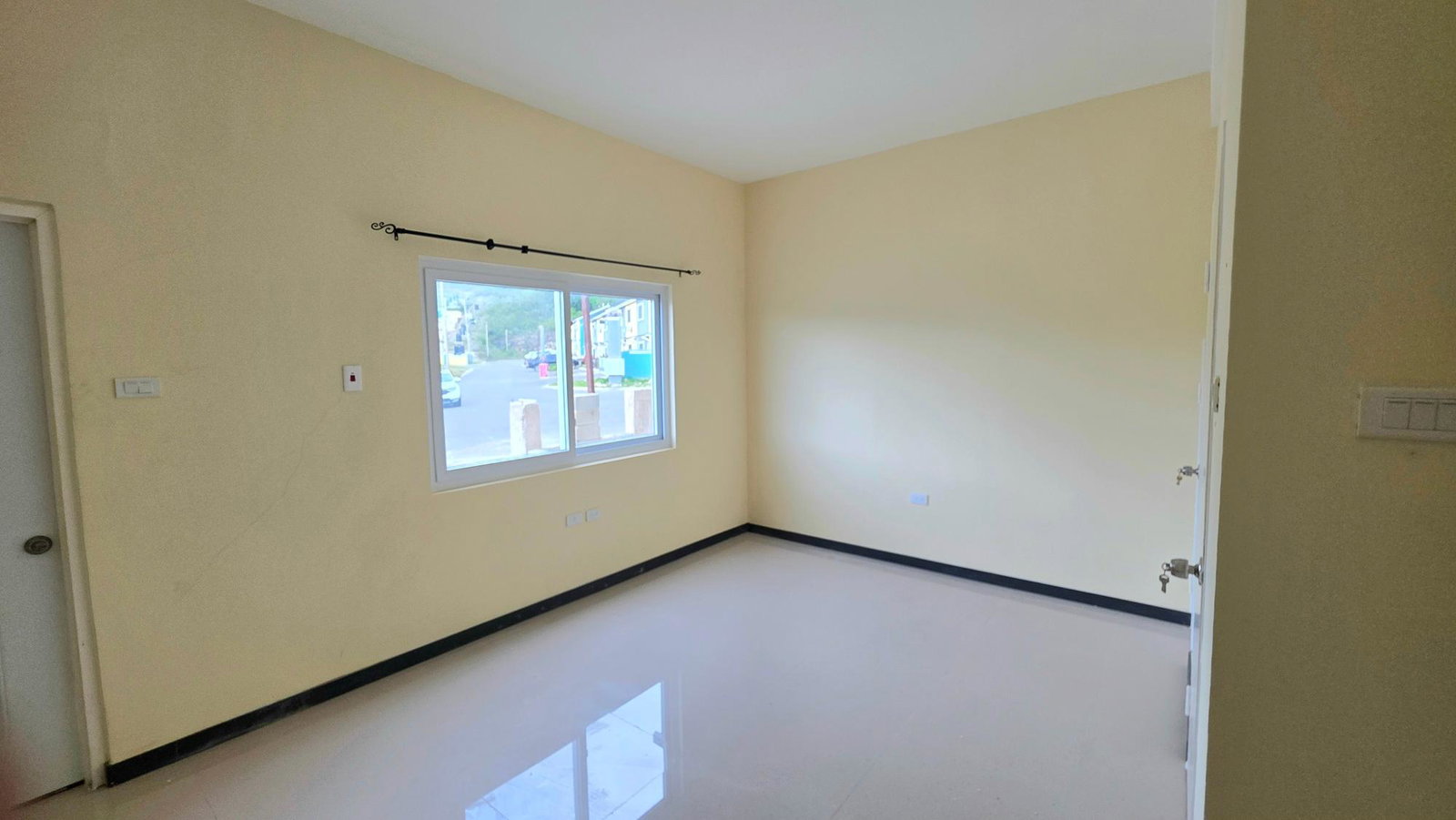 Thirteenth image of 90- Edmund Ridge Rosehall in Montego Bay, St. James, Jamaica - property is For Rent