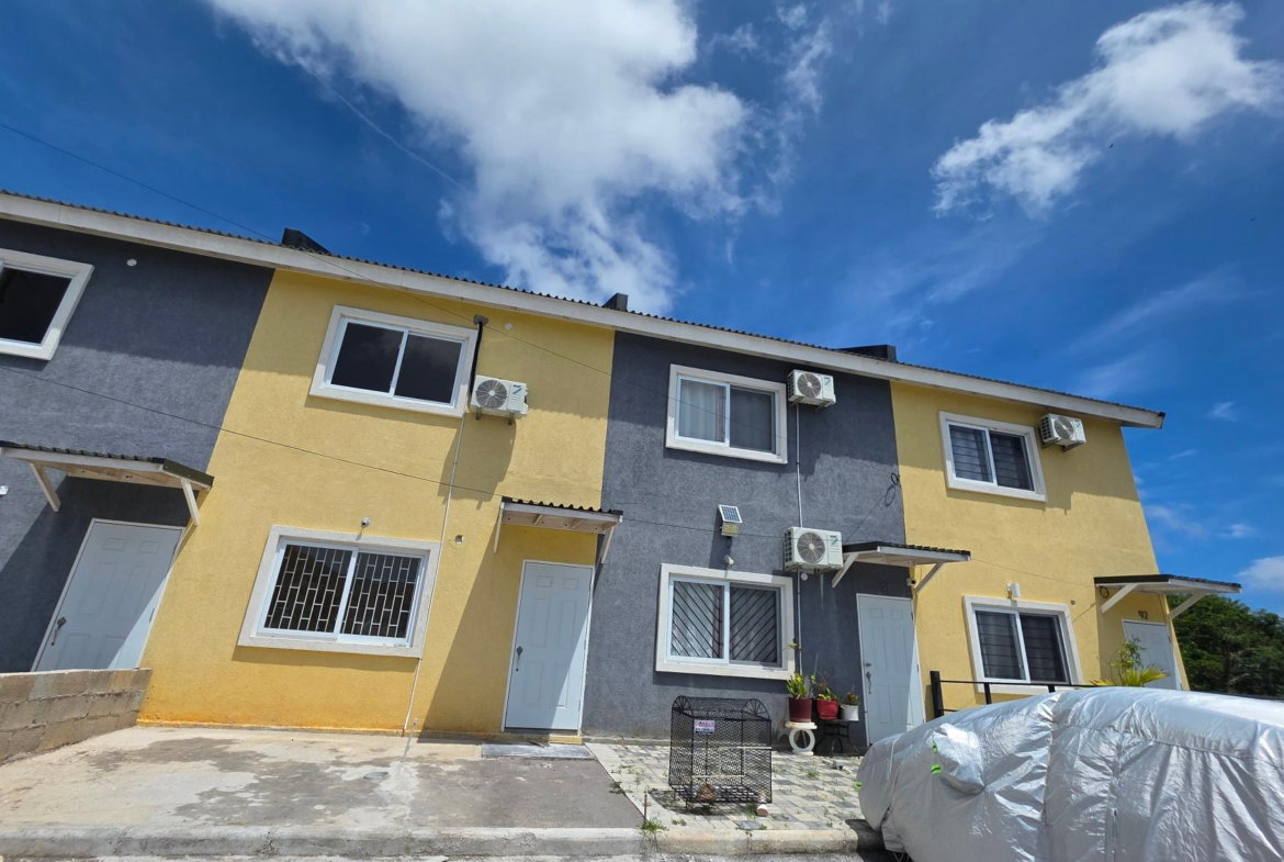 Seventeenth image of 90- Edmund Ridge Rosehall in Montego Bay, St. James, Jamaica - property is For Rent