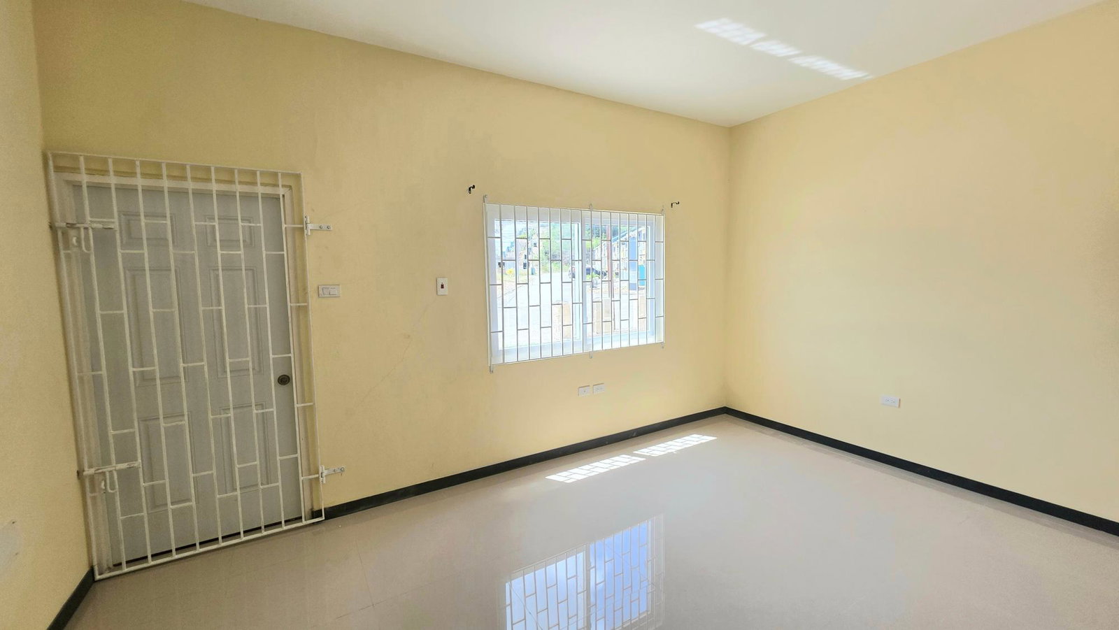 Fourth image of 90- Edmund Ridge Rosehall in Montego Bay, St. James, Jamaica - property is For Rent